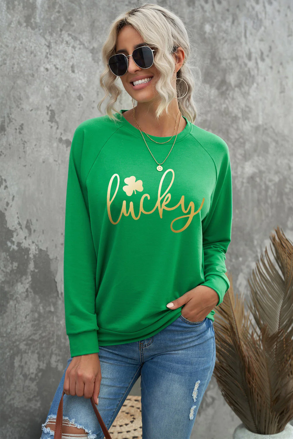 Glitter Clover Lucky St. Patrick's Day Round Neck Shift Casual sweatshirt.