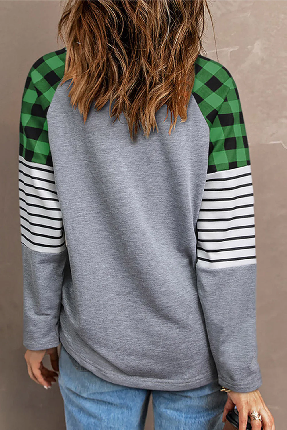 Green Plaid Casual Heart Sweatshirt.