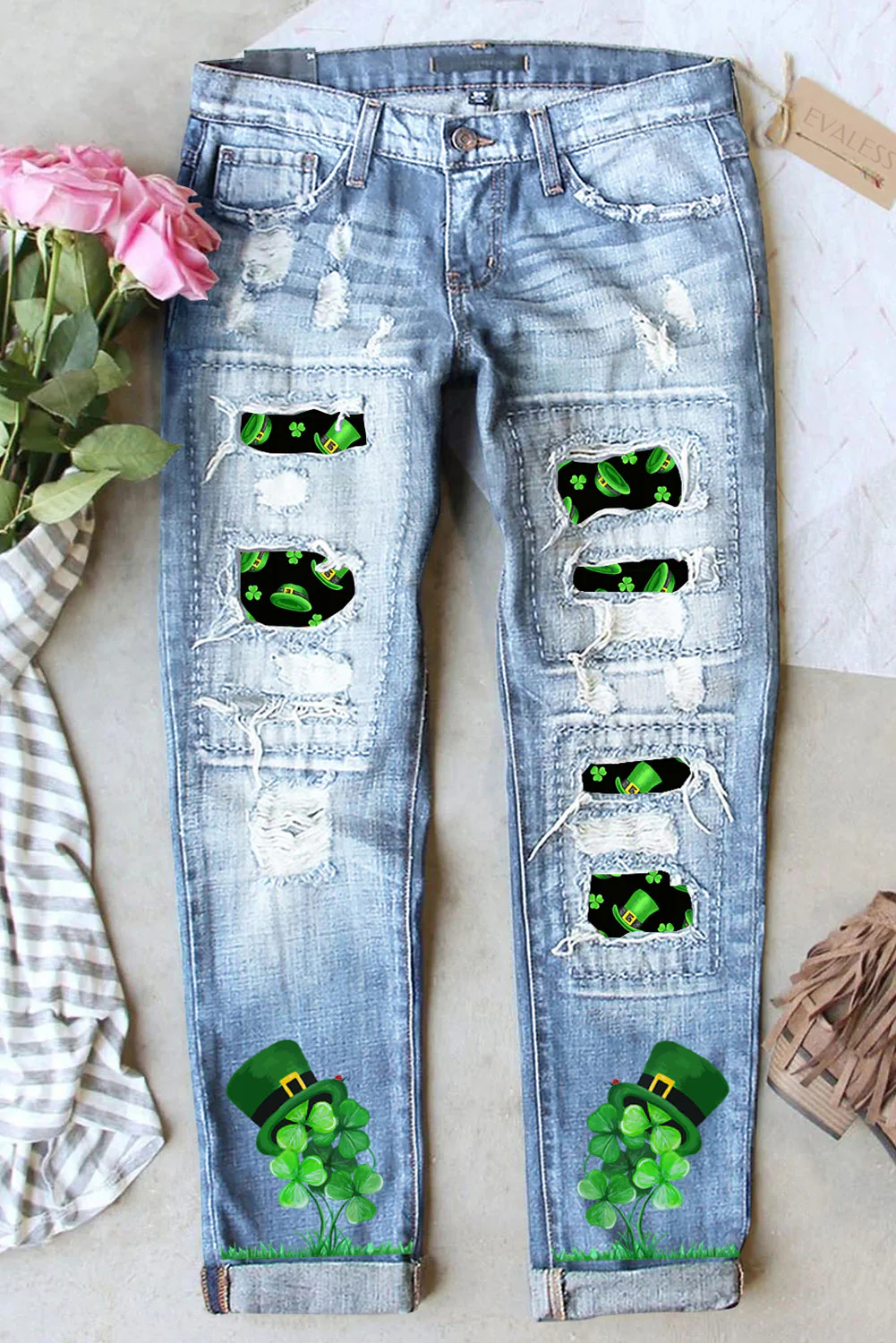 St. Patrick's Day Green Shamrock Clover Ripped Casual Jeans。