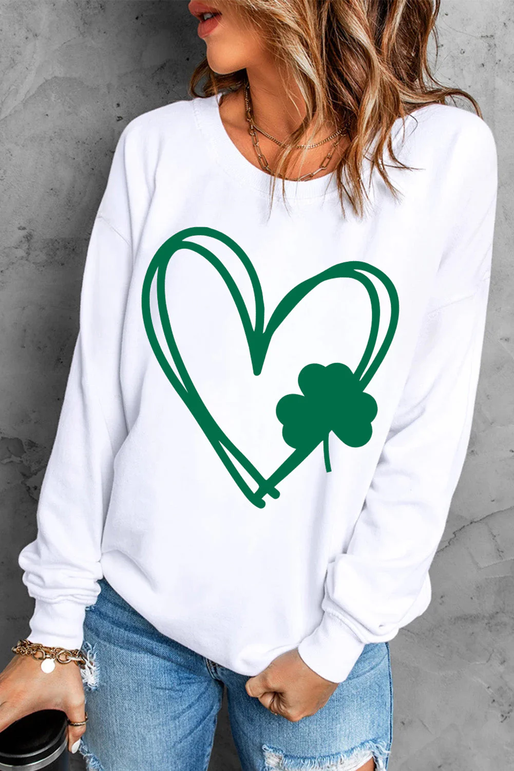 Love Hear Round Neck Casual Pullover sweatshirt.