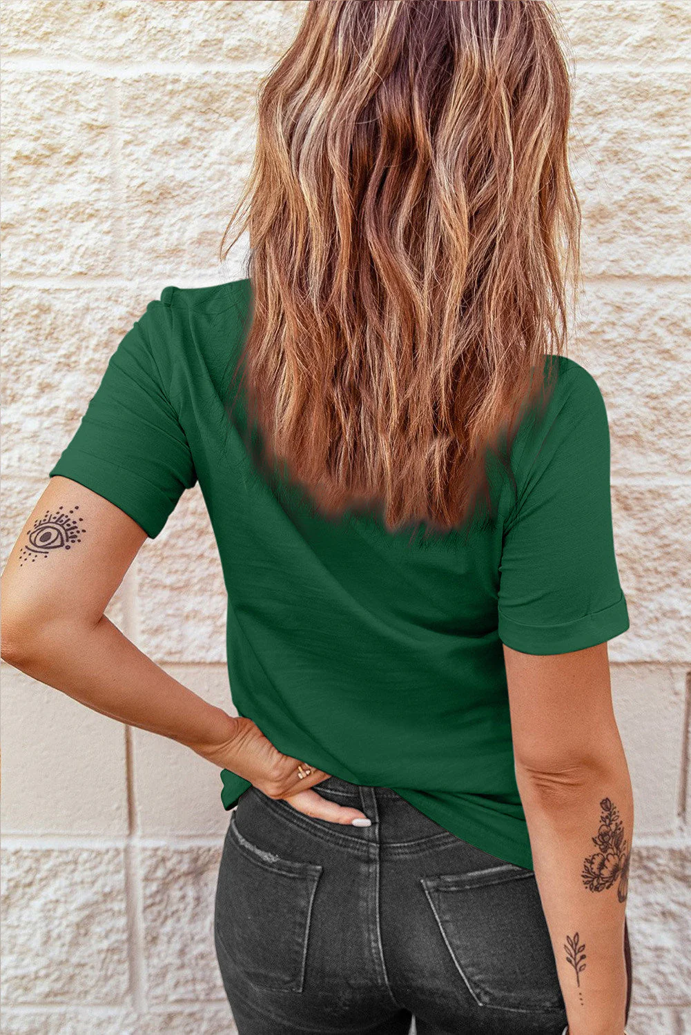 Shamrock  Solid Heart-shaped Round Neck Casual T-Shirts。