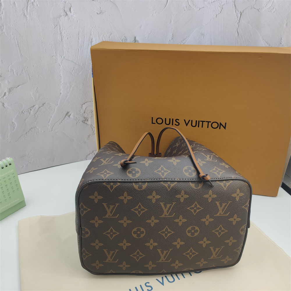 Louis Vuitton Pre-owned Neo Noe Bucket Bag - Fashionzone