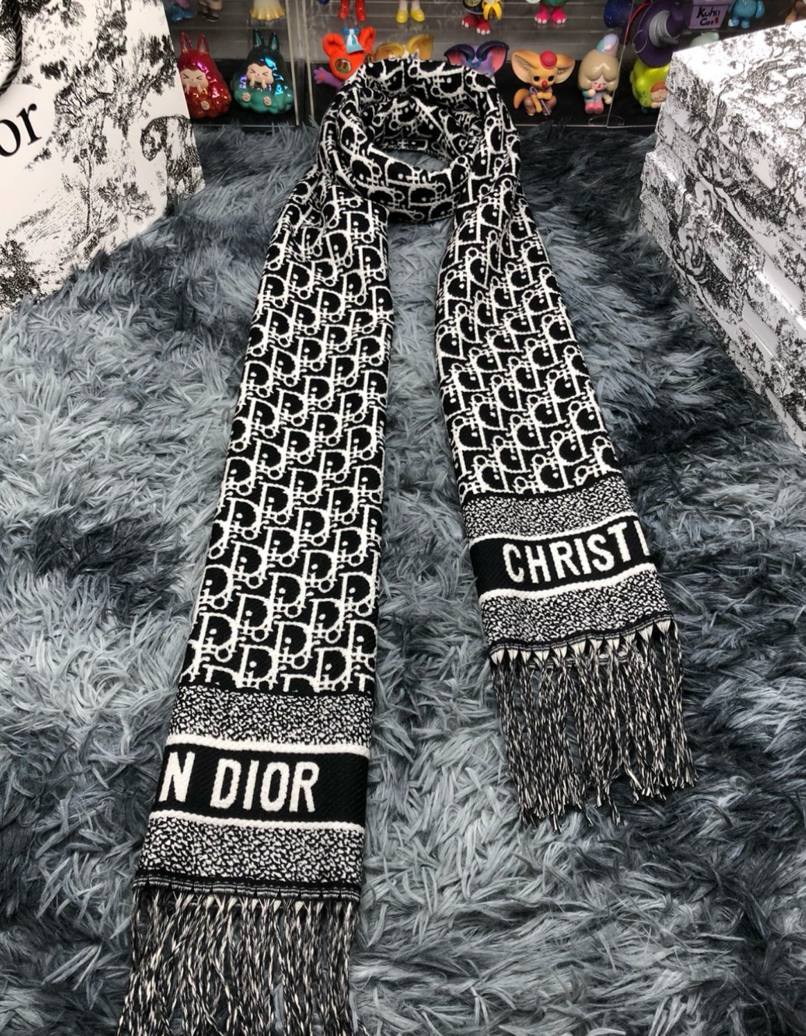 dior scarf