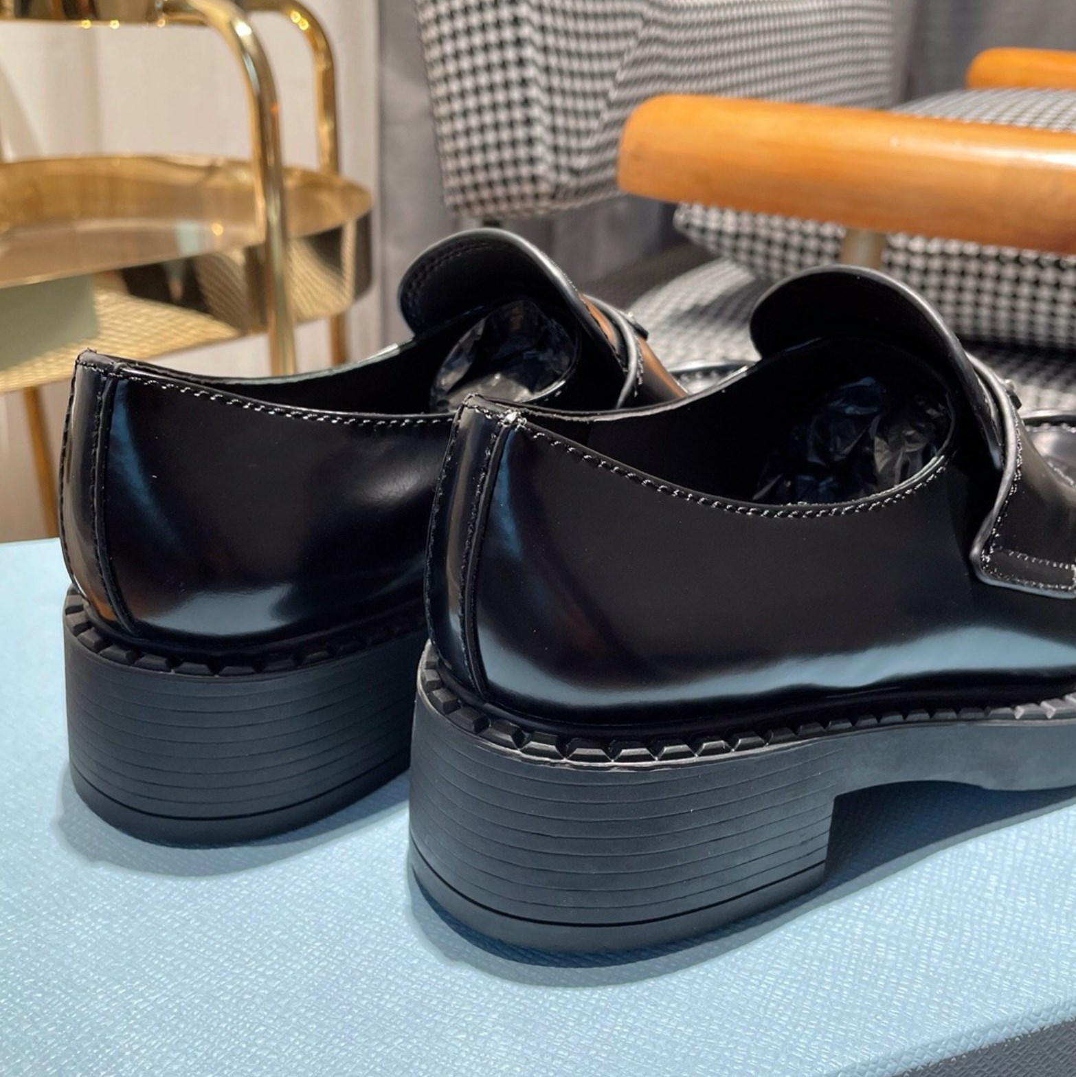 Prada high quality shoes