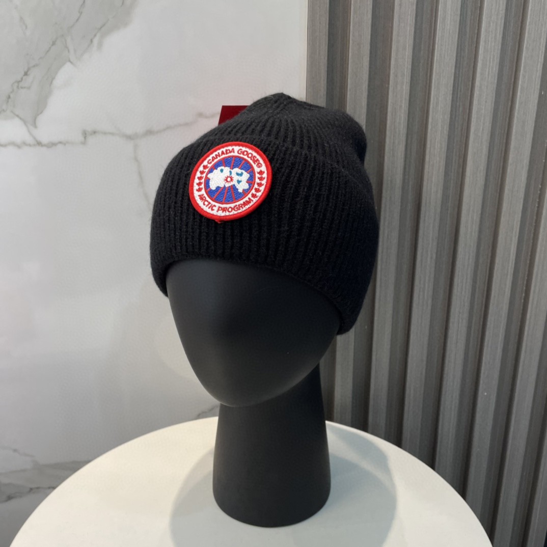 Canada Goose Logo Beanie Warm Hats