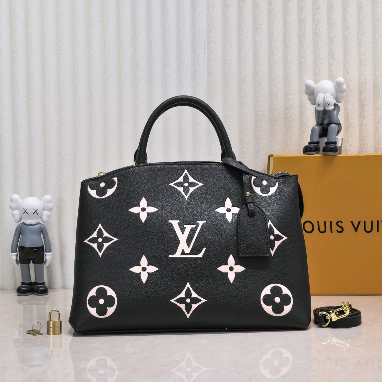 LV Monogram Grand Palais tote bag