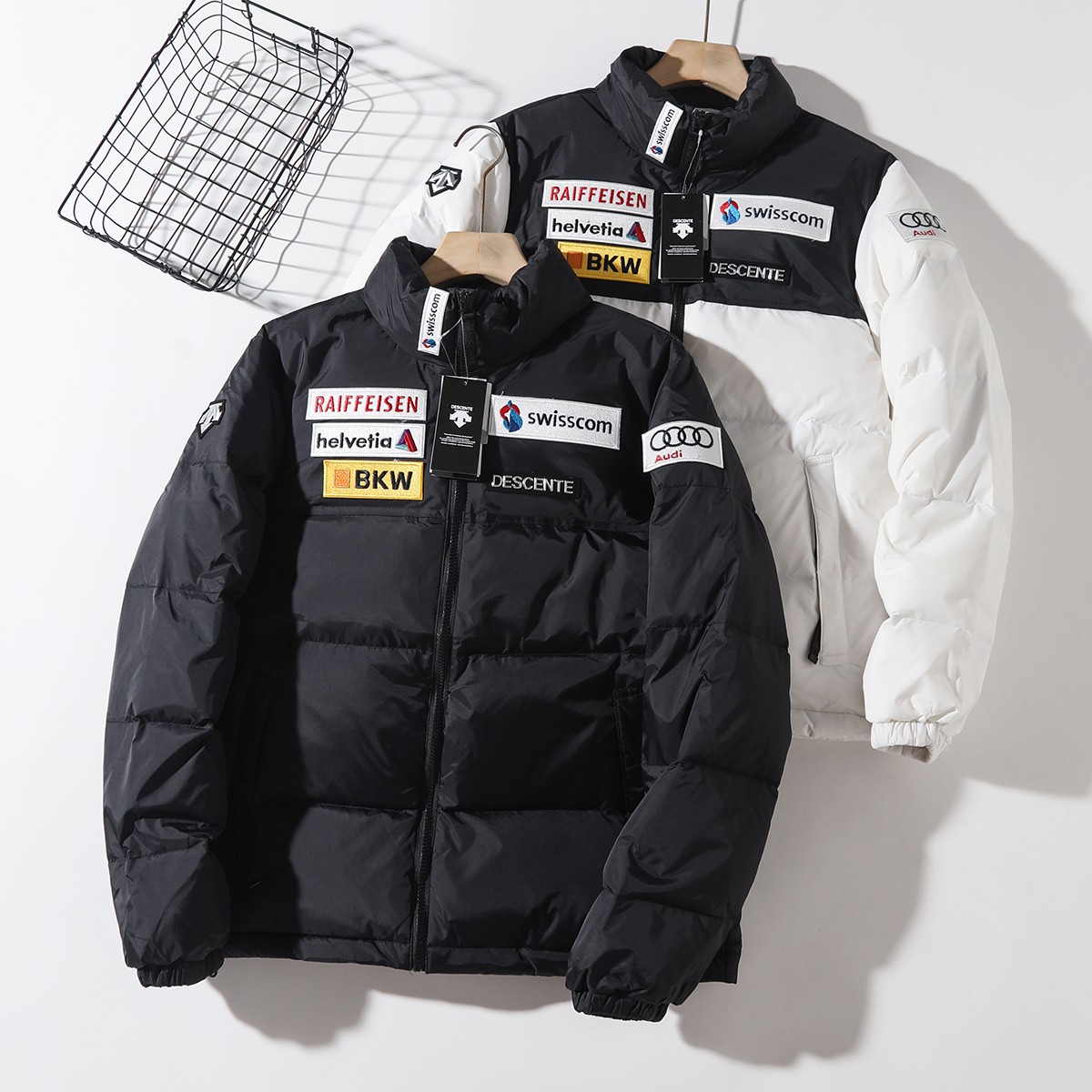 DESCENTE Down jacket