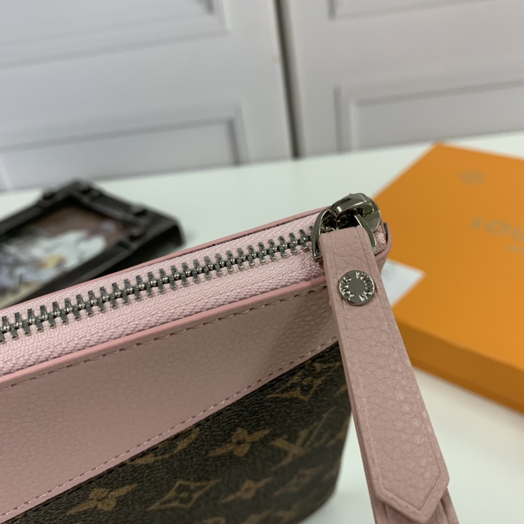 LV Daily Monogram Handbag