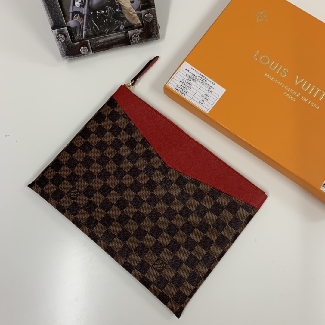 LV Daily Monogram Handbag