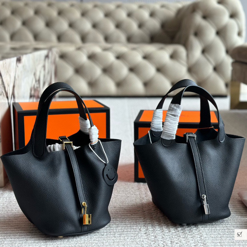 Hermes Basket handbag