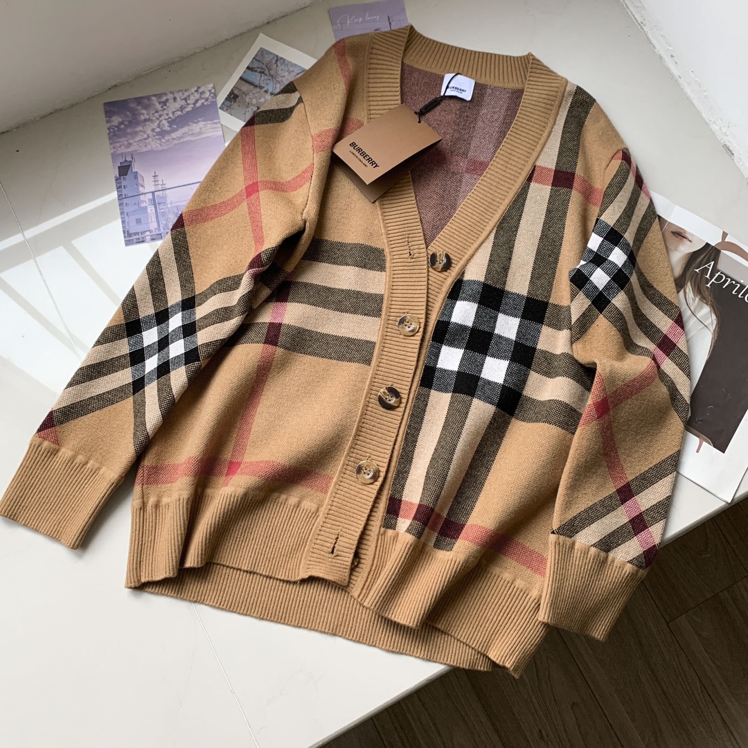 Burberry 23ss Long sleeved sweater jacket