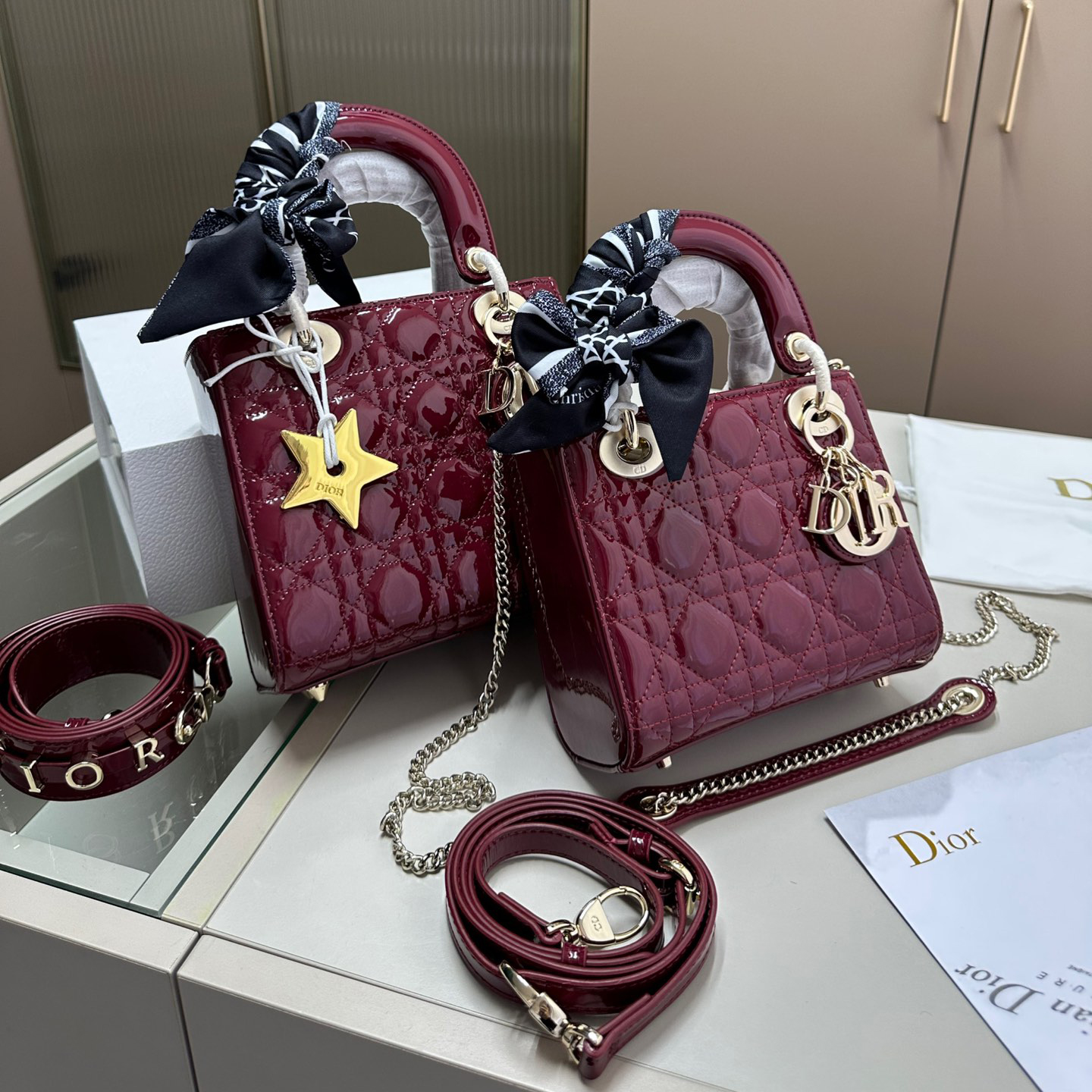 Top version Dior Lacquer Leather D-lite lady bag