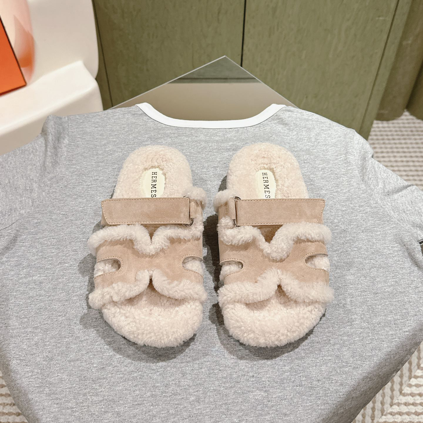 Hermes oran Lamb wool flat bottomed slippers