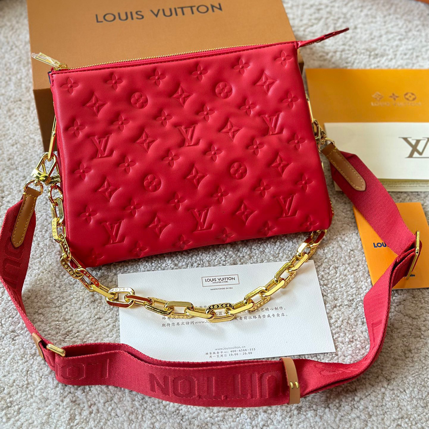 LV Coussin shoulder chain bag