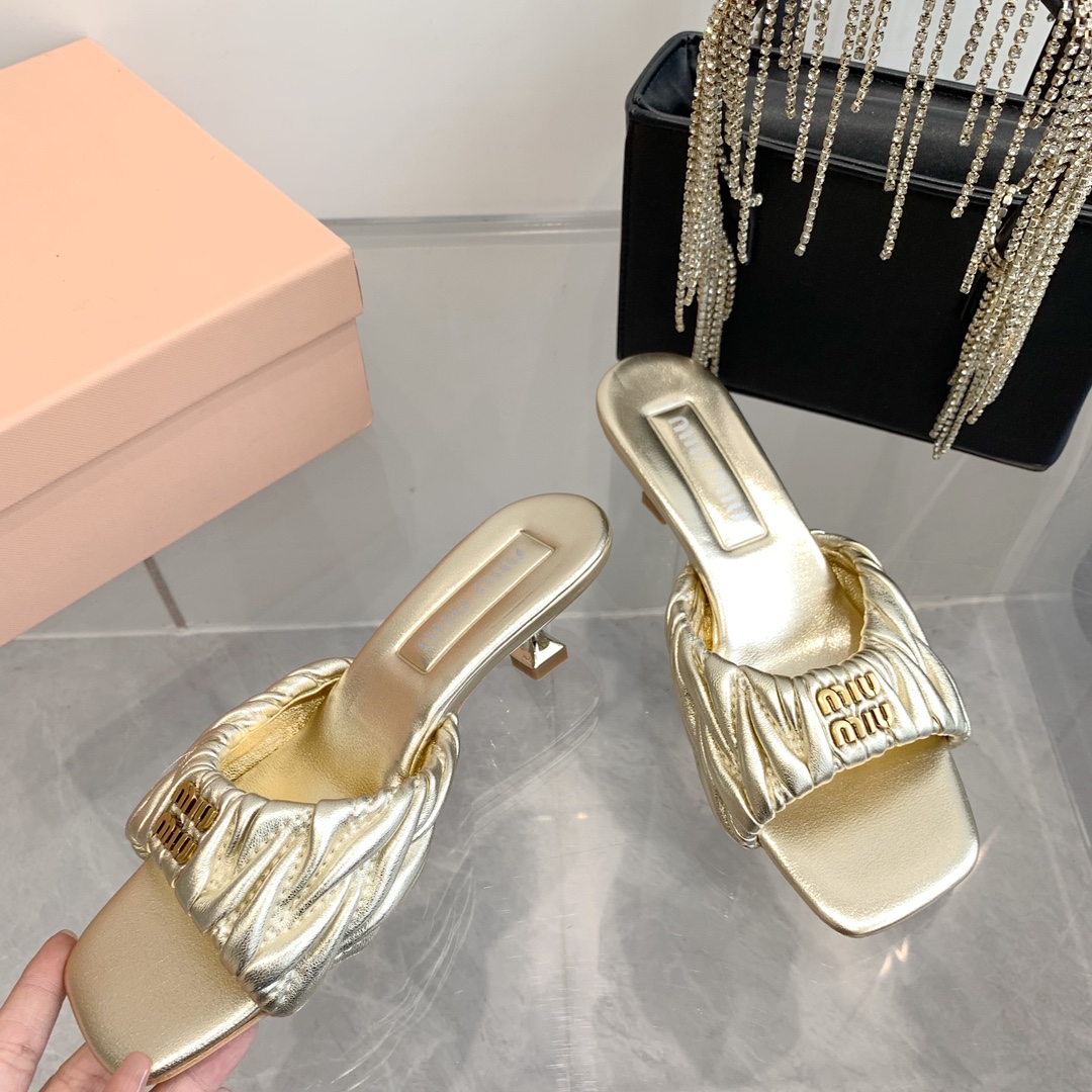 High-quality Miumiu 2024ss Sheepskin sandals