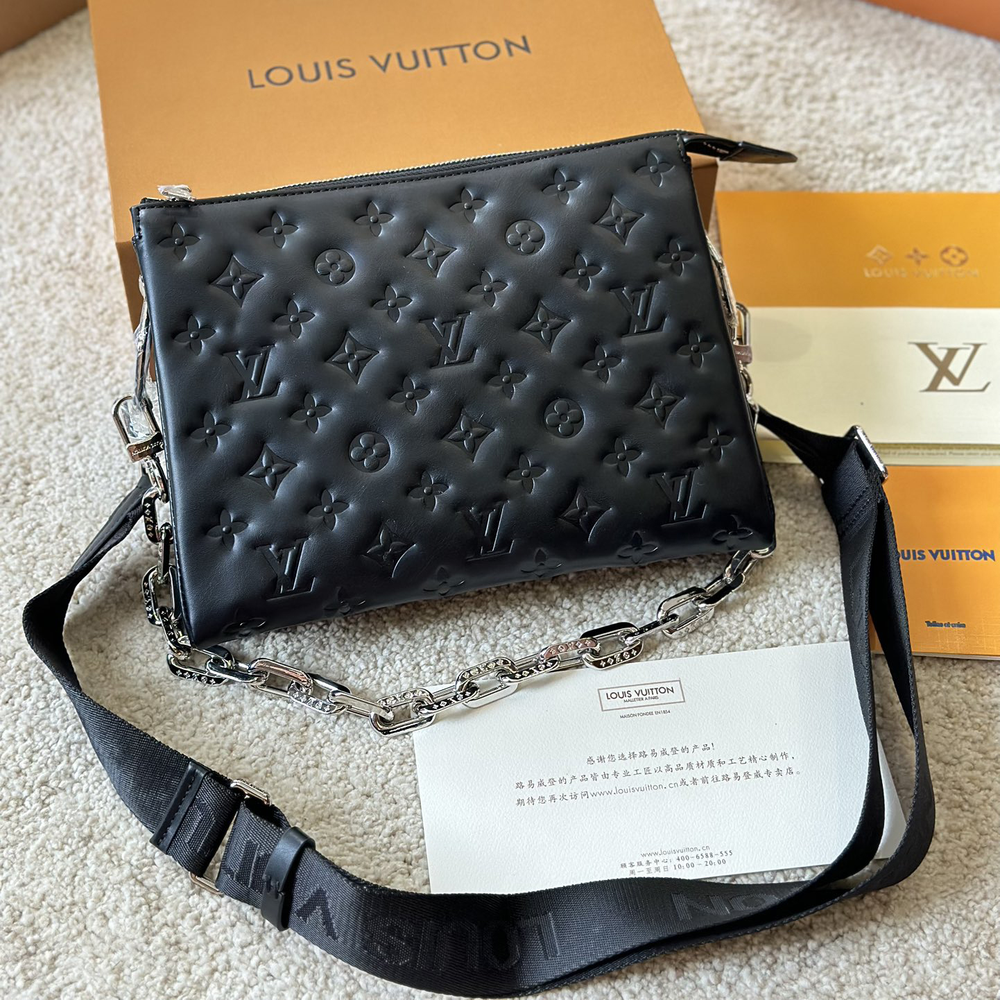 LV Coussin shoulder chain bag