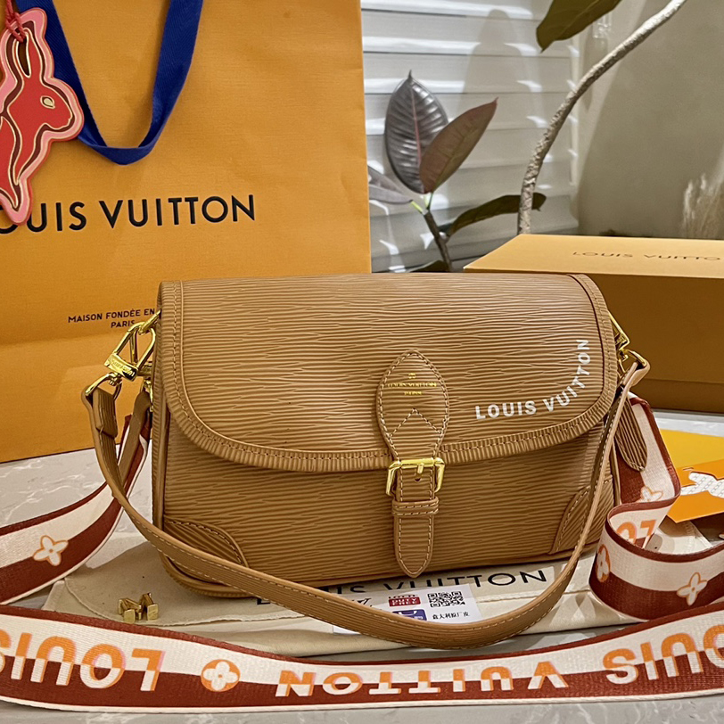LV shoulder Baguette bag