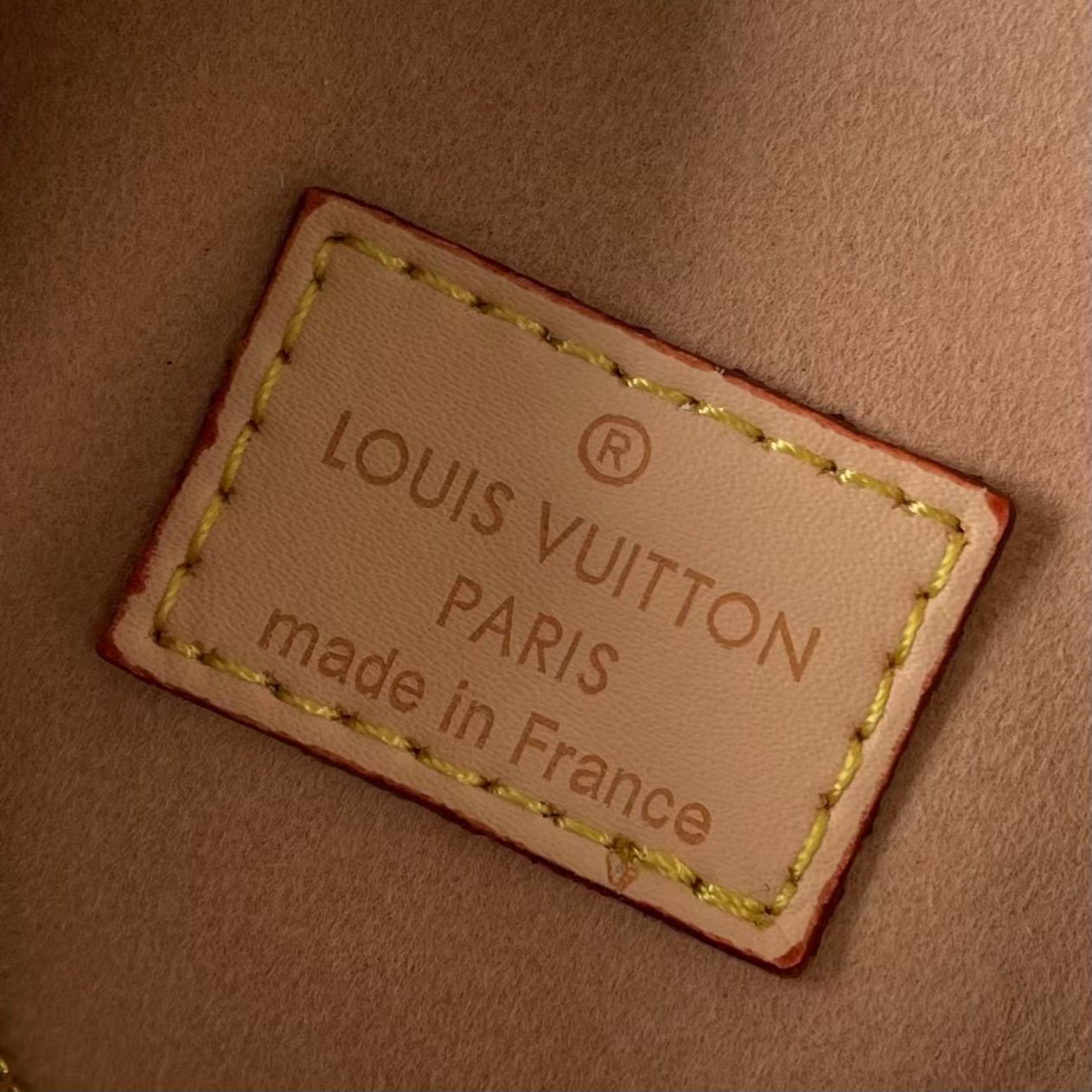 LV  nano sedy monogram shoulder bag