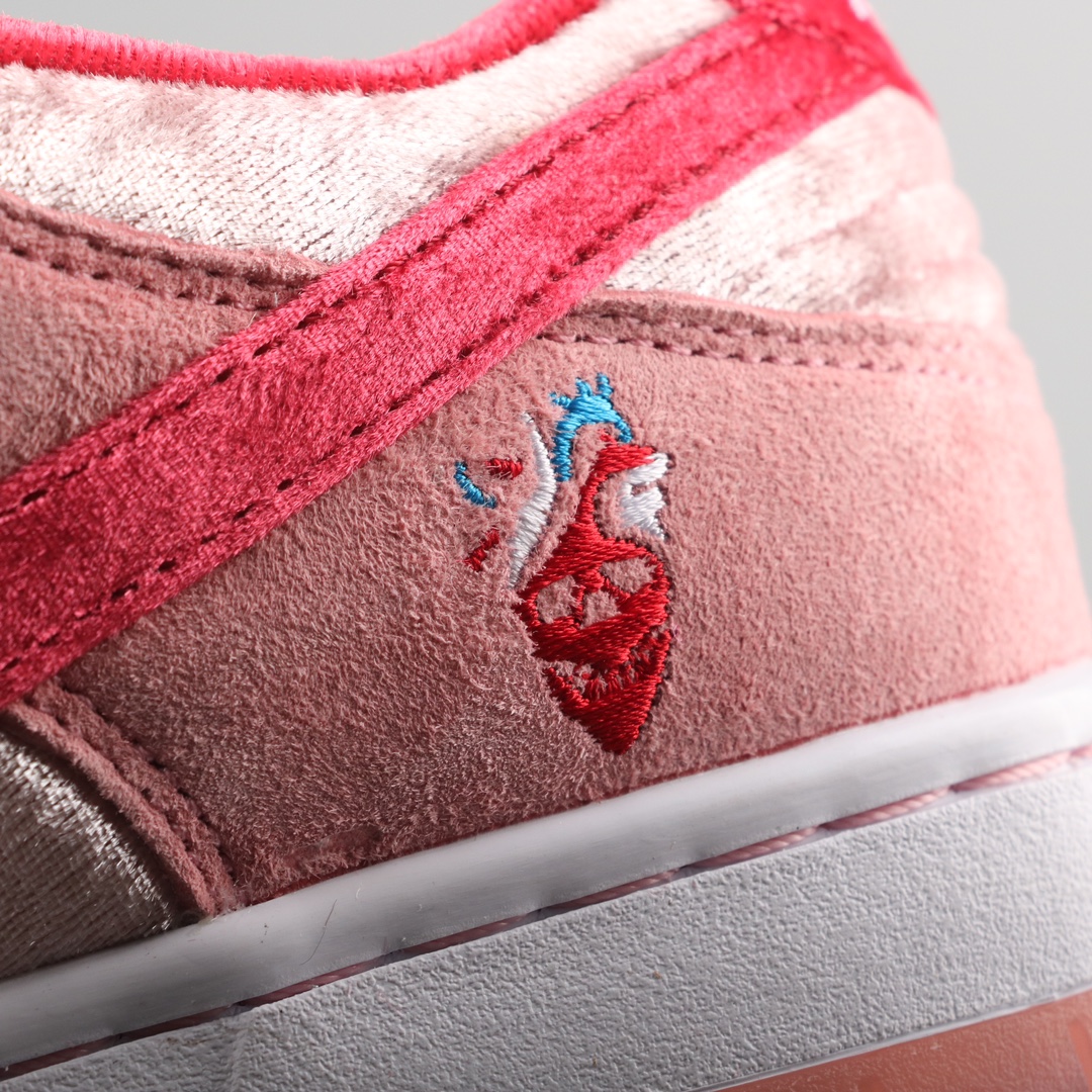 Designer Nike SB Dunk Sneakers