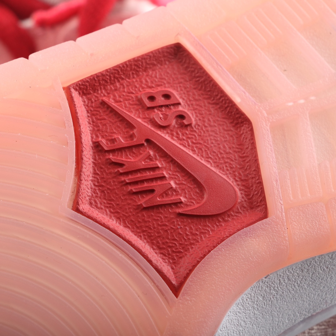 Designer Nike SB Dunk Sneakers