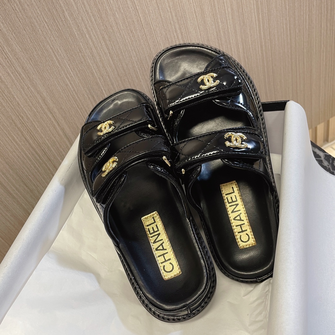 Chanel Beach shoes Classic slippers
