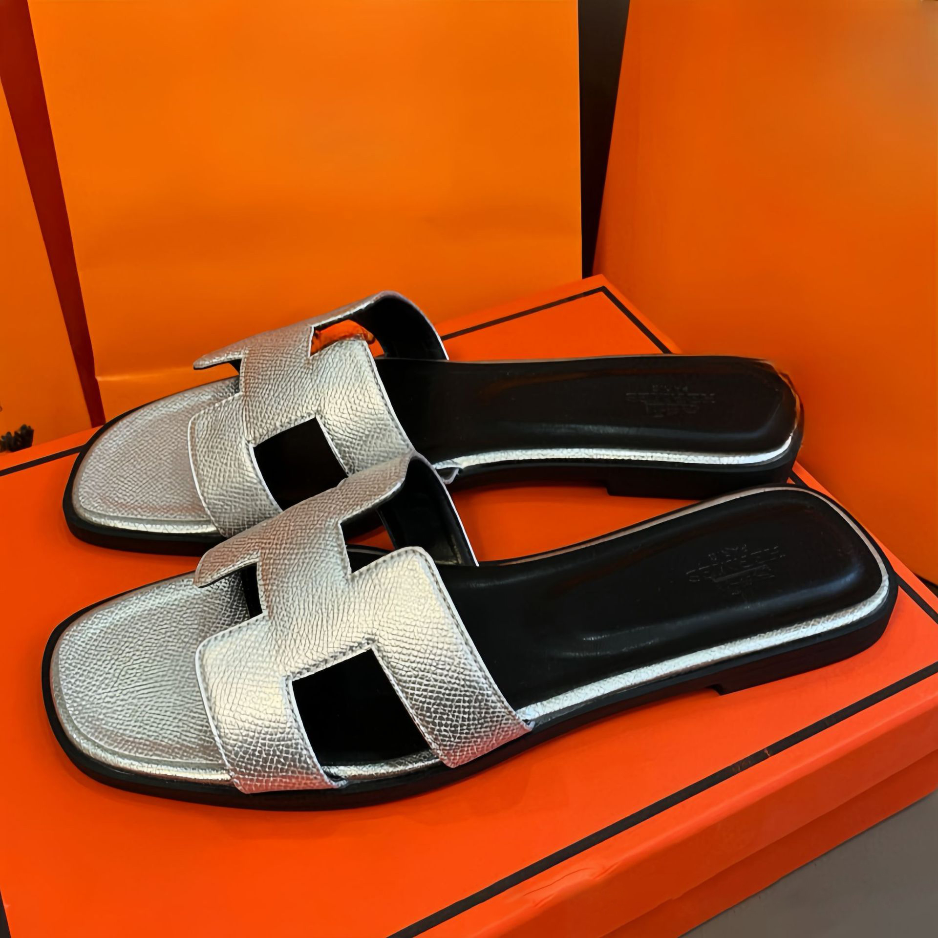 Hermes Spring/Summer flip-flop collection