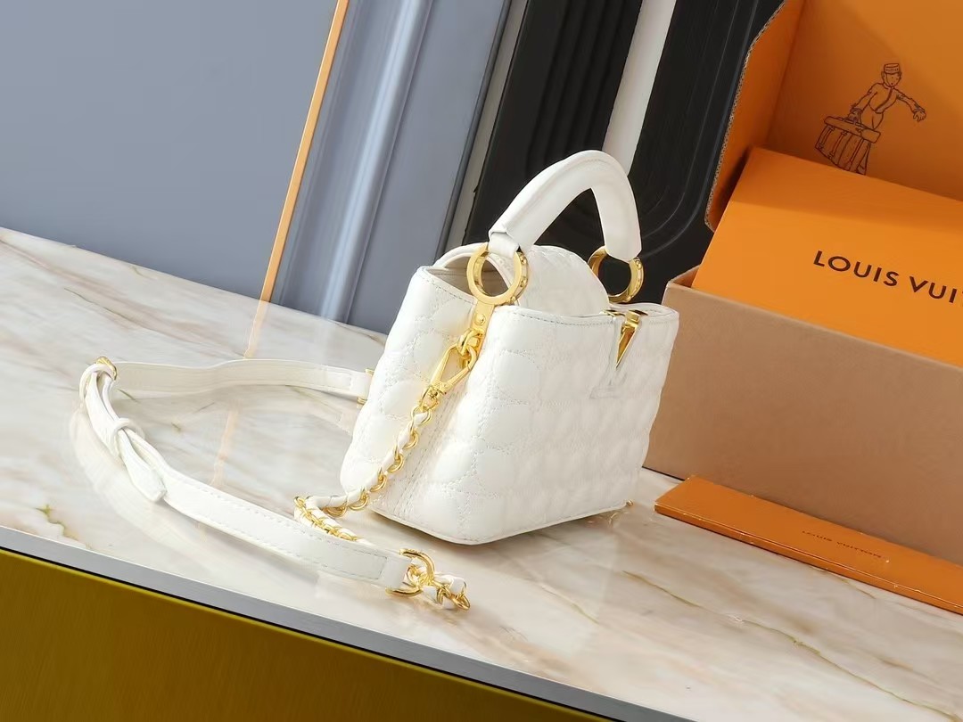 LV monogram capucines mini chain handbag