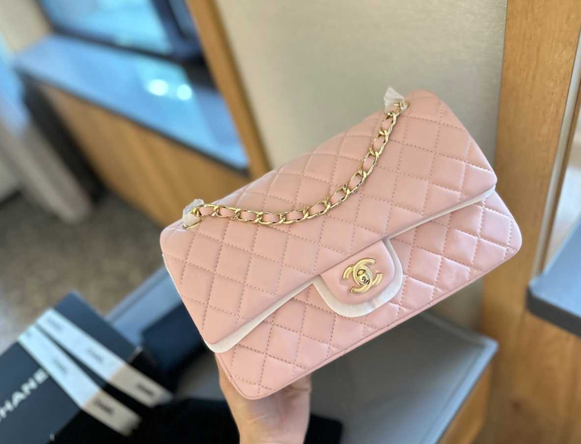 CHANEL Classic Flap CF