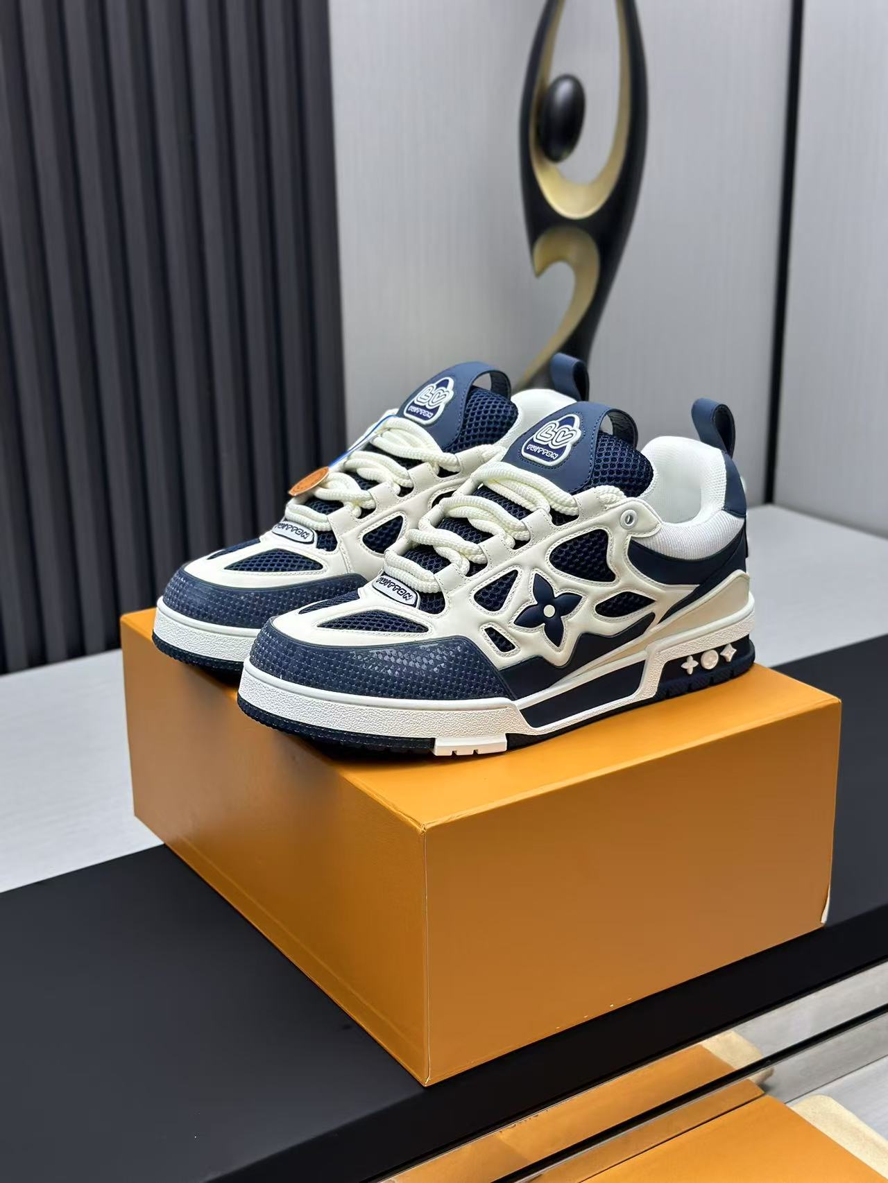 Louis Vuitton Trainer