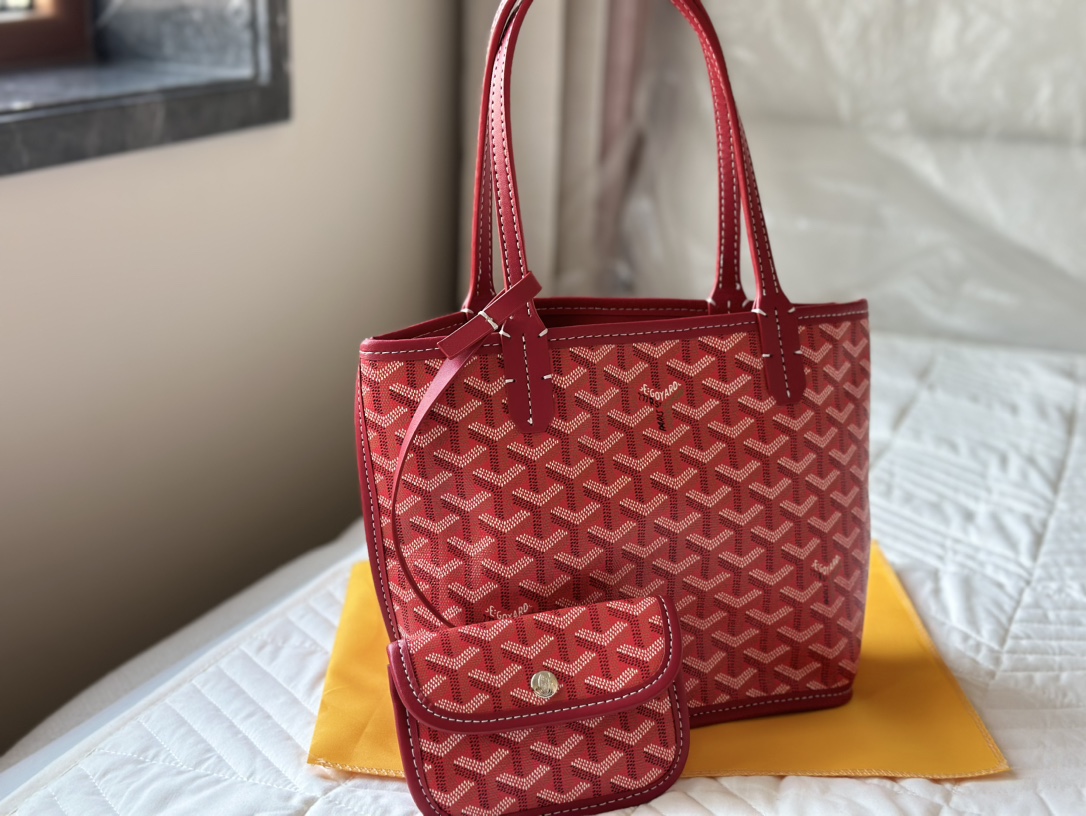 Goyard tote handbag