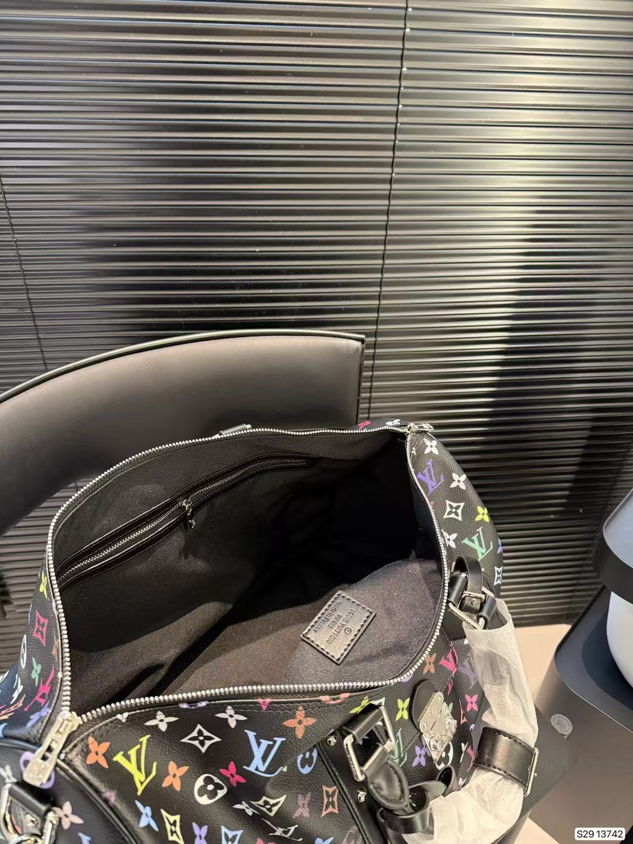 LV Tri-color series travel bag