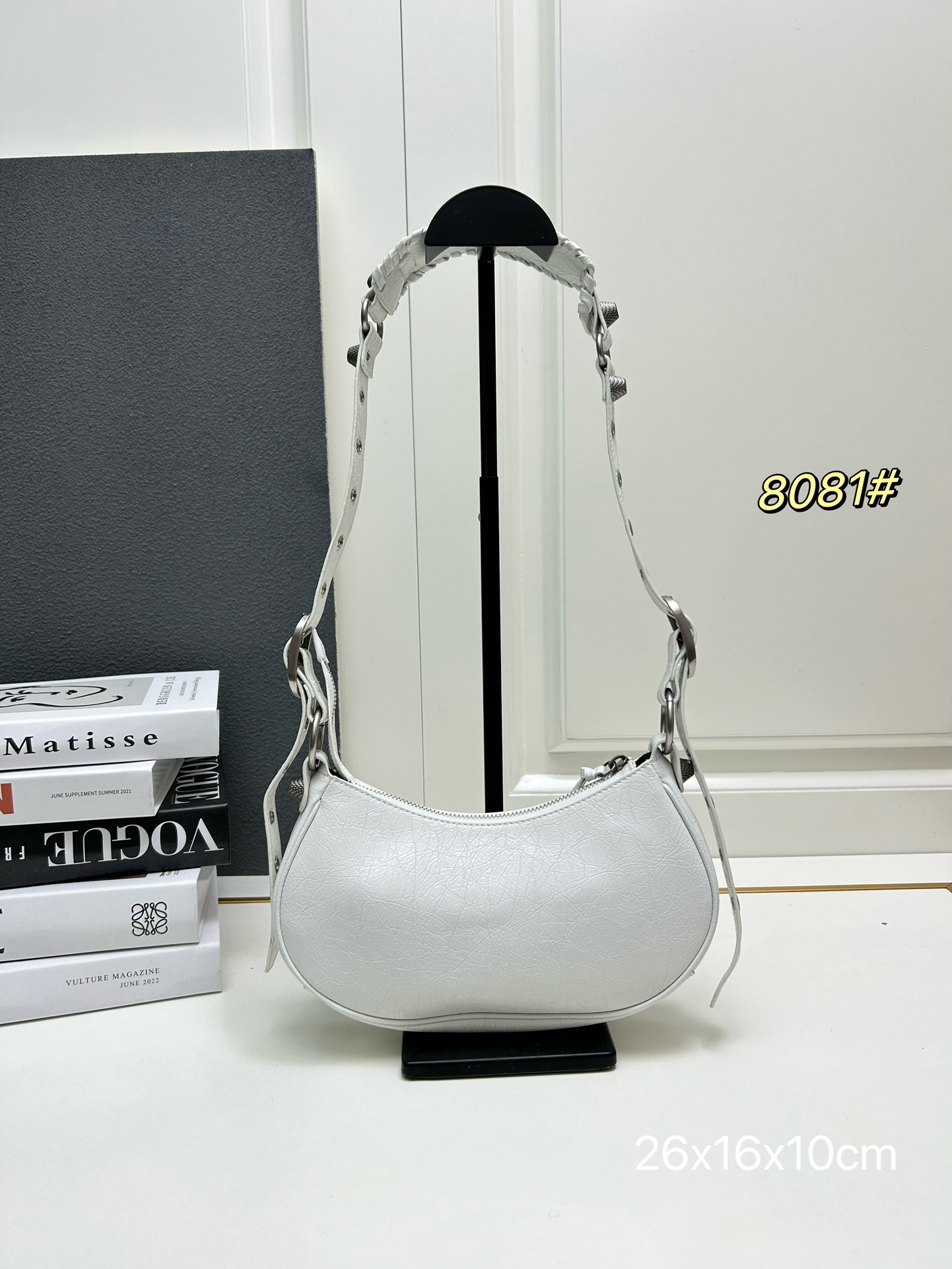 Balenciaga Le Cagole armpit