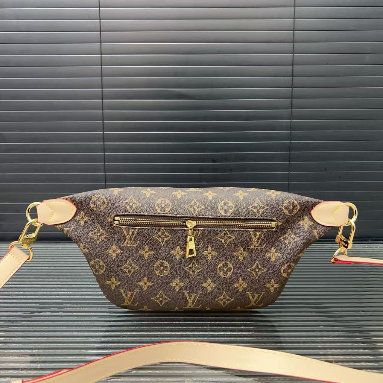 Louis Vuitton High Rise unisex Fanny pack