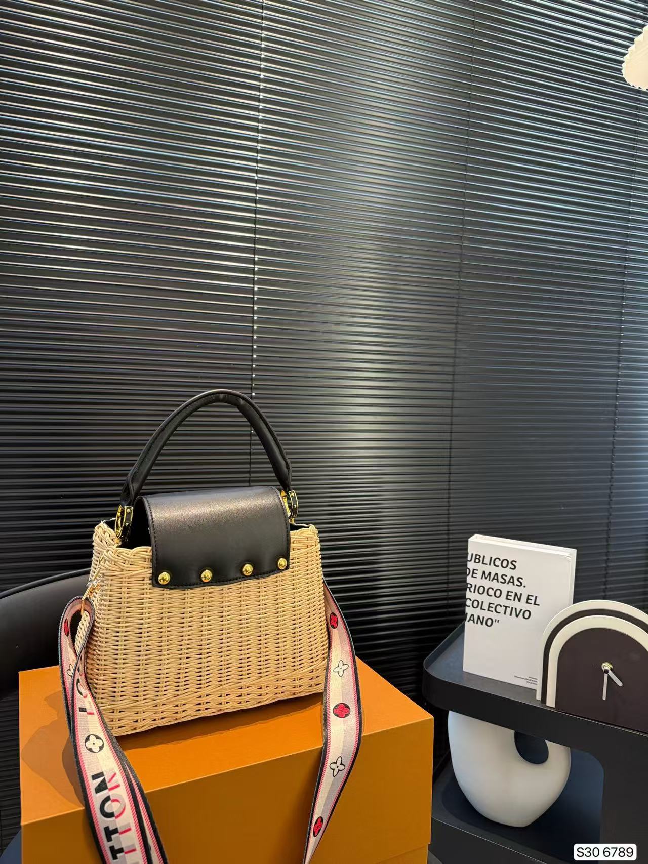 Louis Vuitton Noe Purse