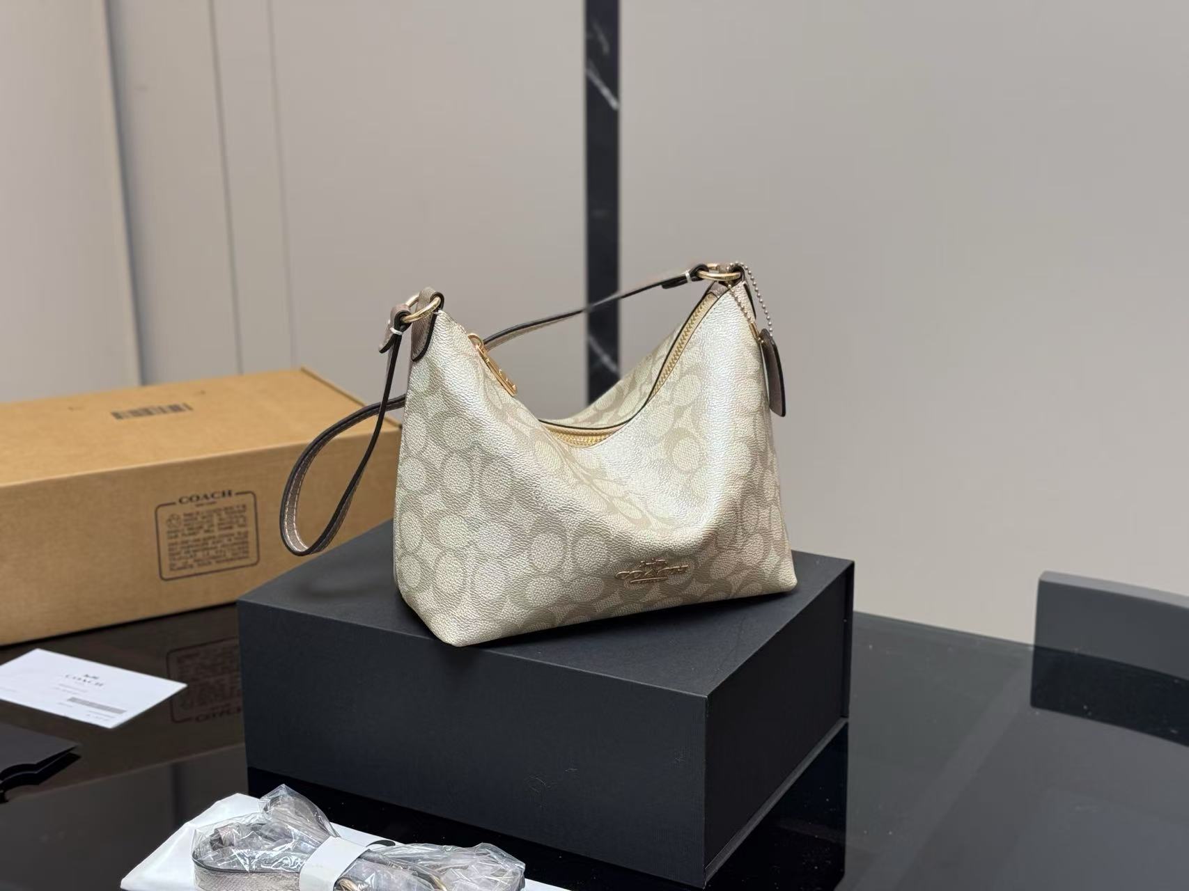 Coach Zip underarm bag