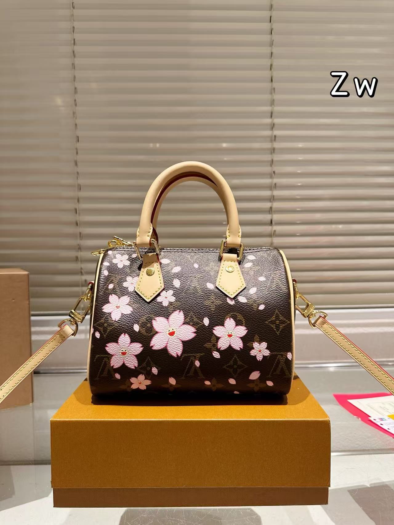 LV nano speedy 20 graffiti bag