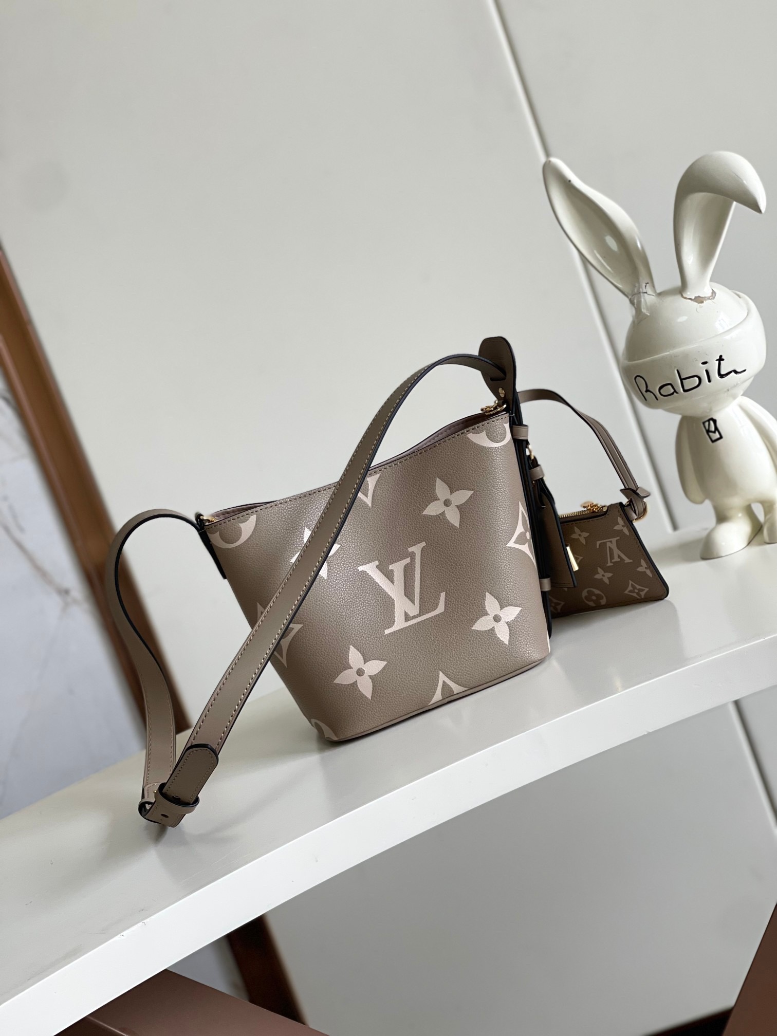 12A higher version Lv all in bb monogram empreinte bag