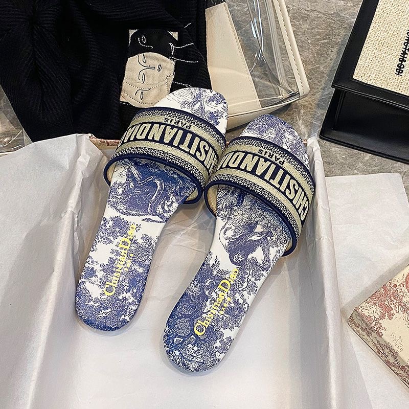 Embroidered Dior monogram flip-flops with beach sandals