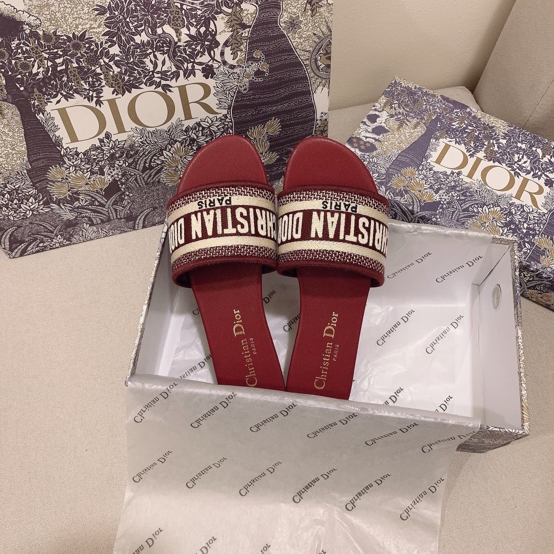 Embroidered Dior monogram flip-flops with beach sandals