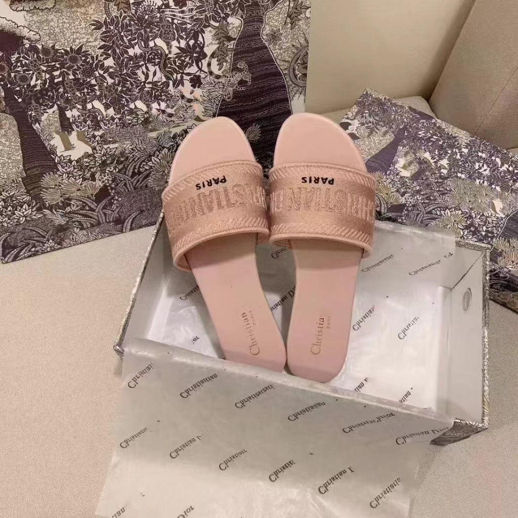 Embroidered Dior monogram flip-flops with beach sandals