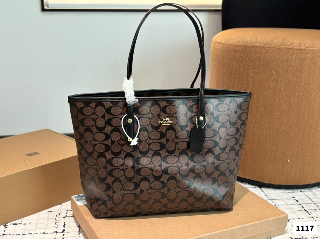 Coach neverfull bag