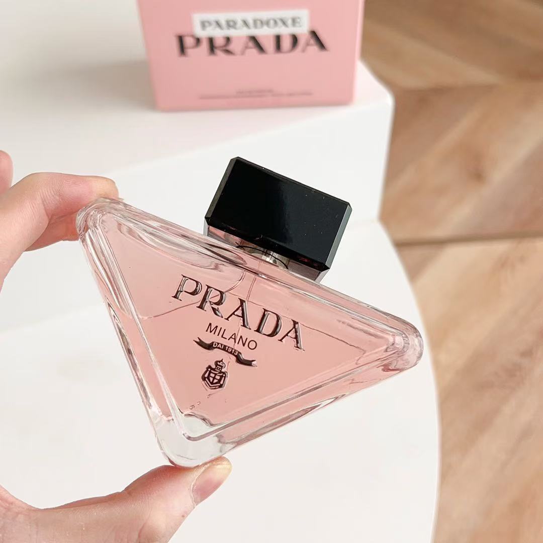 Prada Perfume paradoxe for women