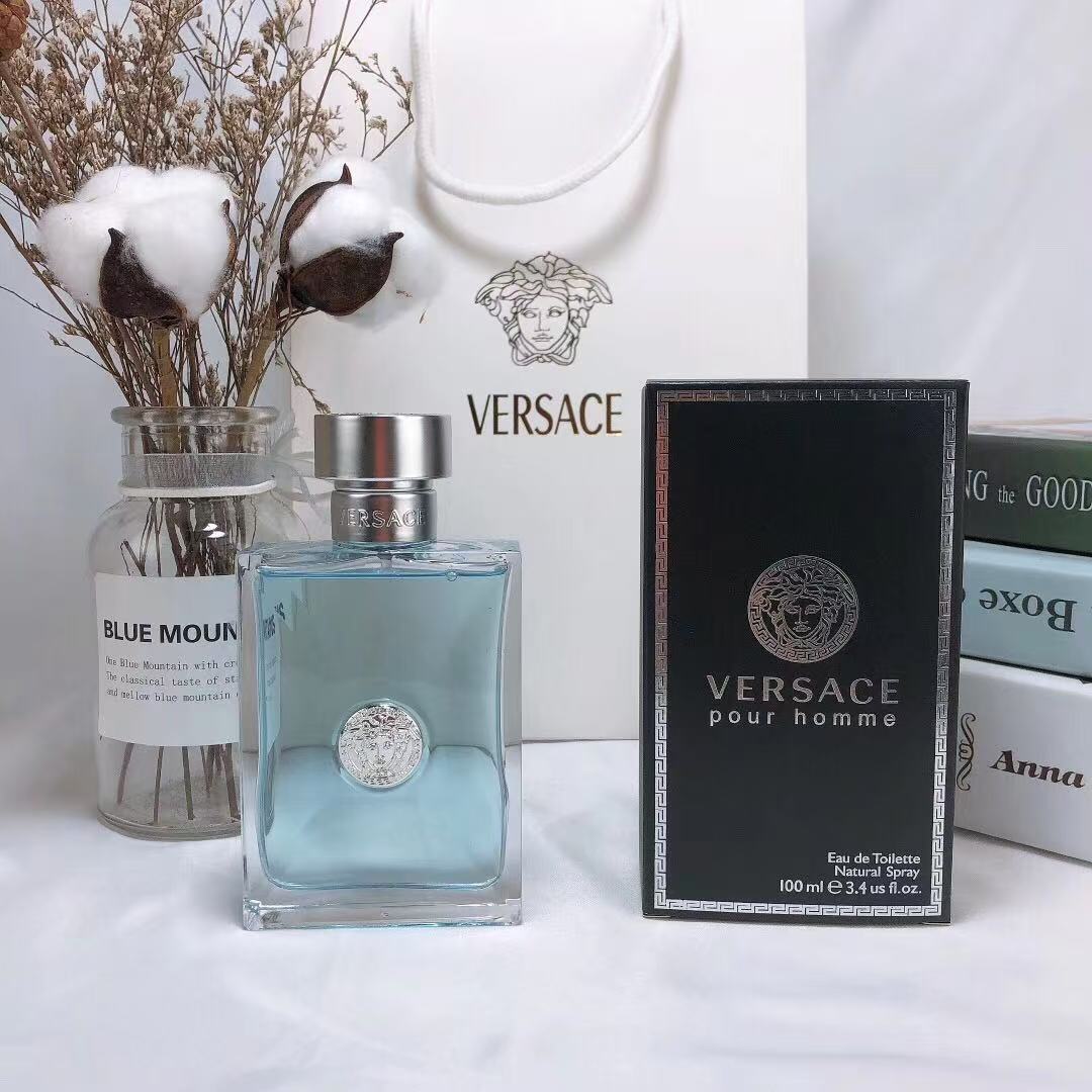 Versace ur homme Classic Men's perfume