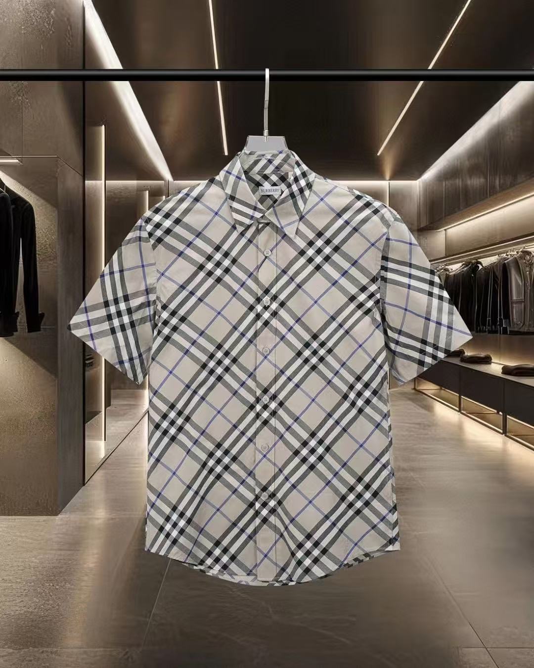 Burberry classic plaid T-shirt