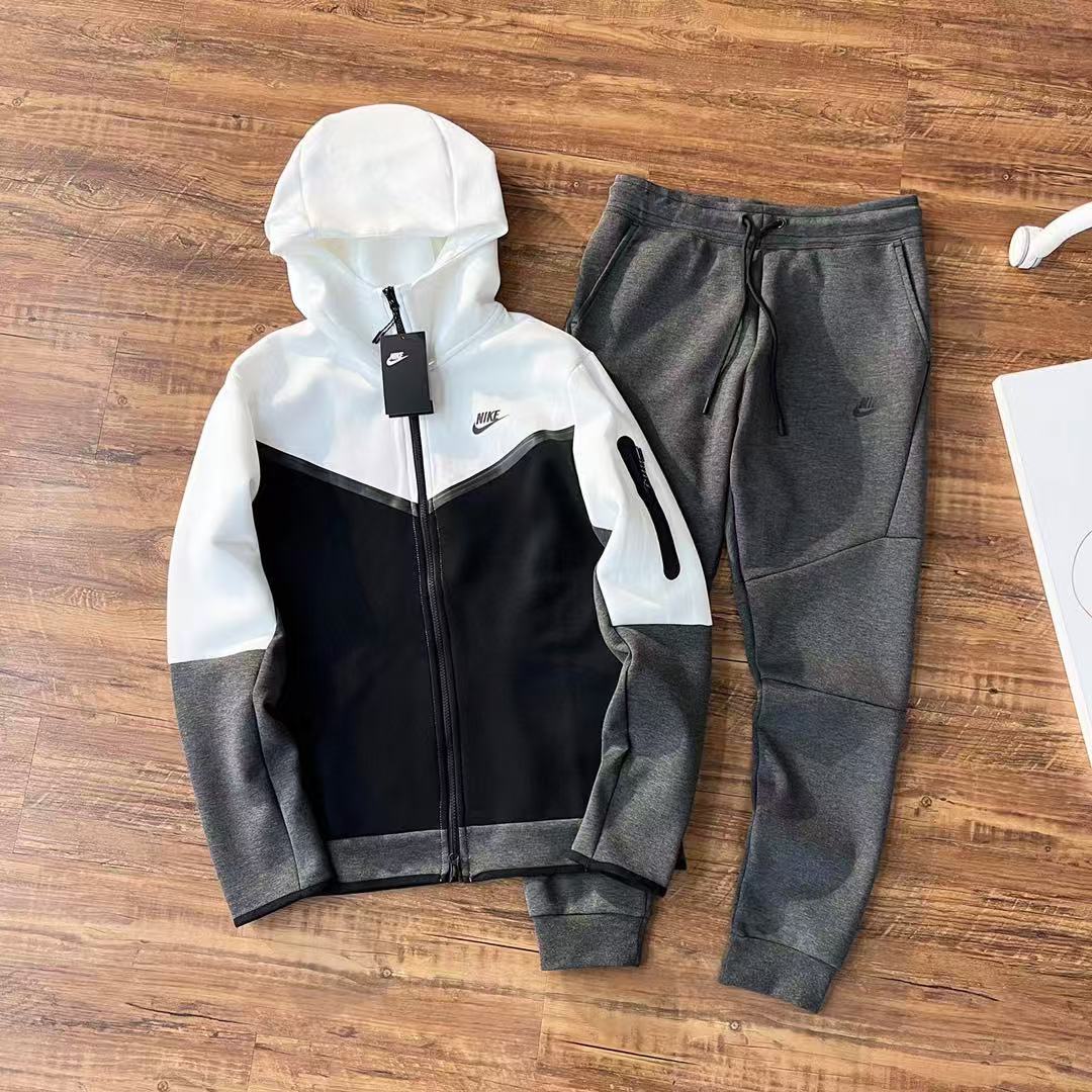 NIKE TECH FLEECE sportswear