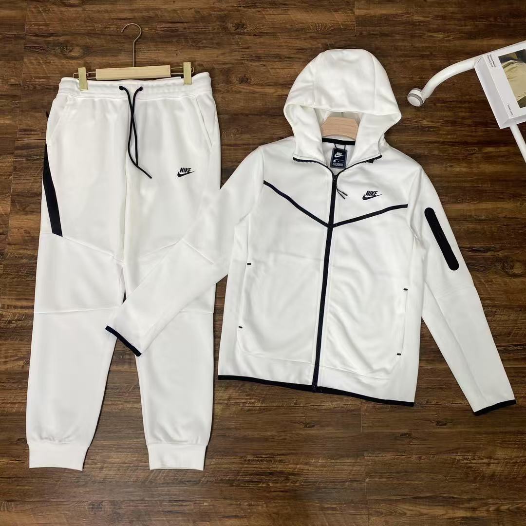 NIKE TECH FLEECE sportswear