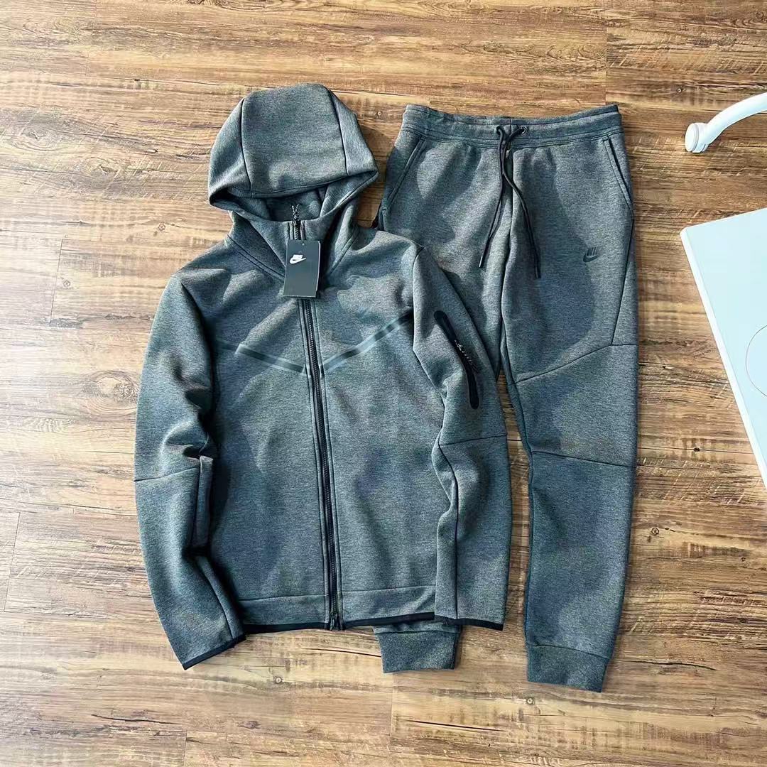 NIKE TECH FLEECE sportswear