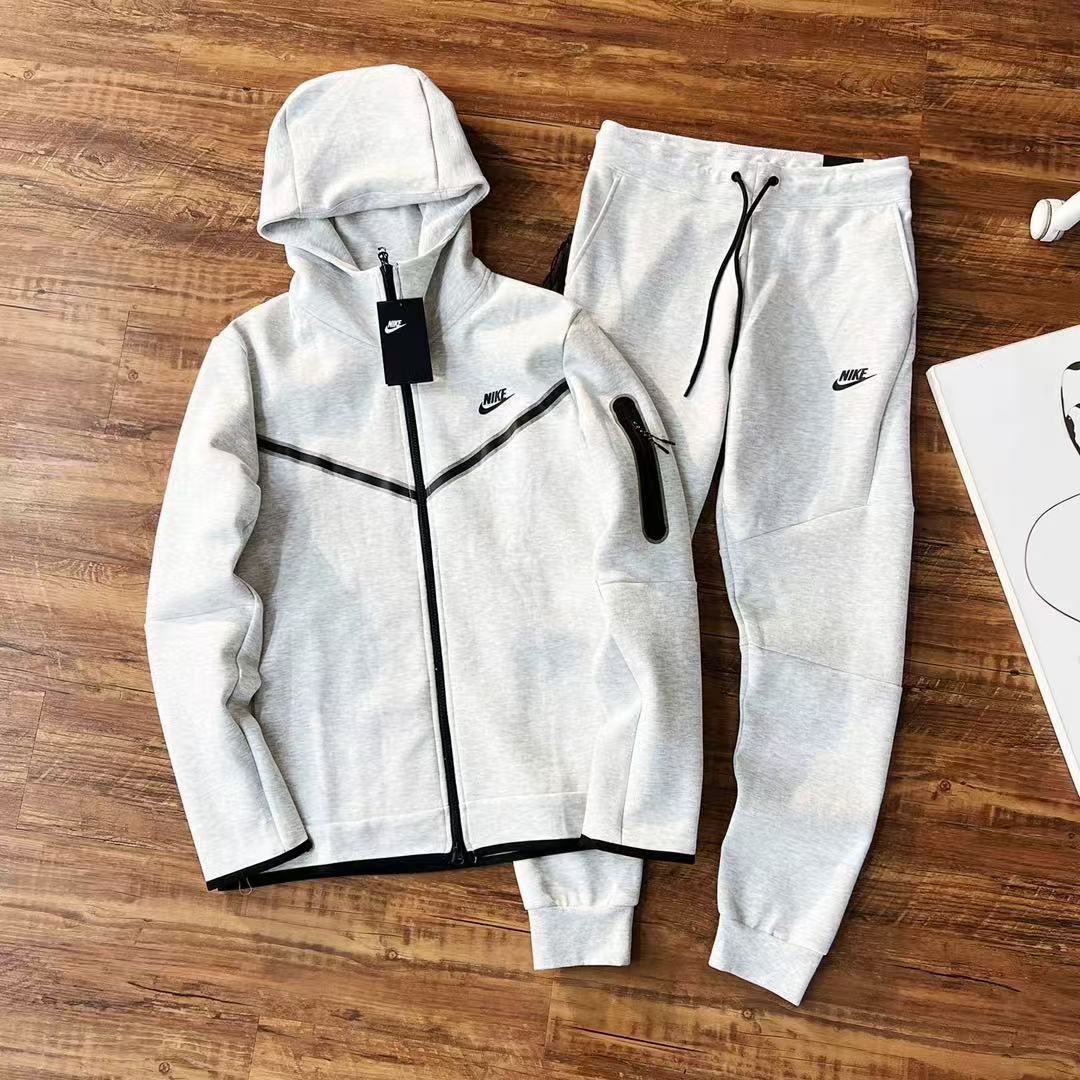 NIKE TECH FLEECE sportswear