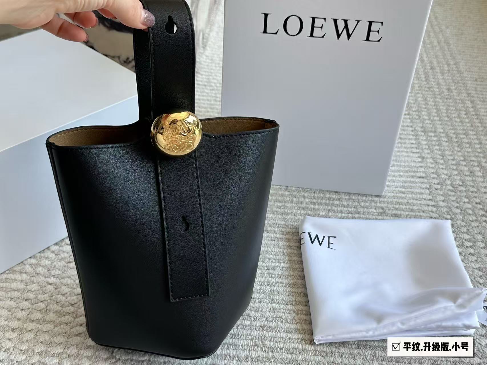 LOEWE pebble shoulder bag
