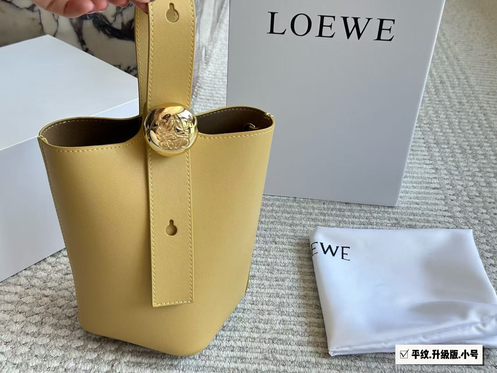 LOEWE pebble shoulder bag